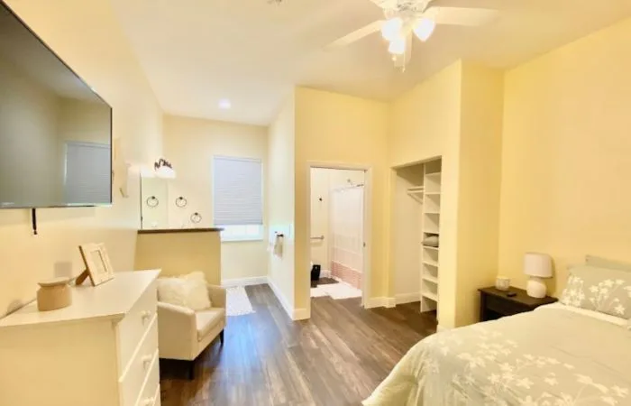 Jennifer's Place photo 6