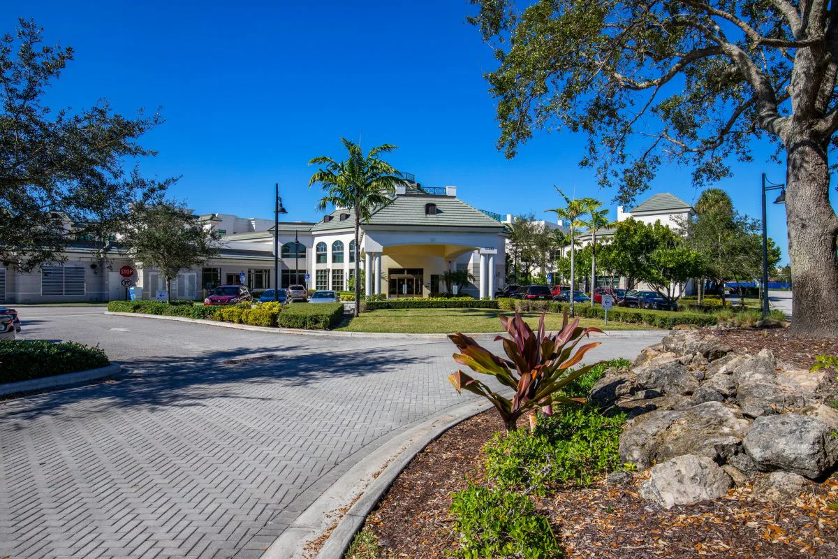 Luxe Senior Living at Wellington photo 4