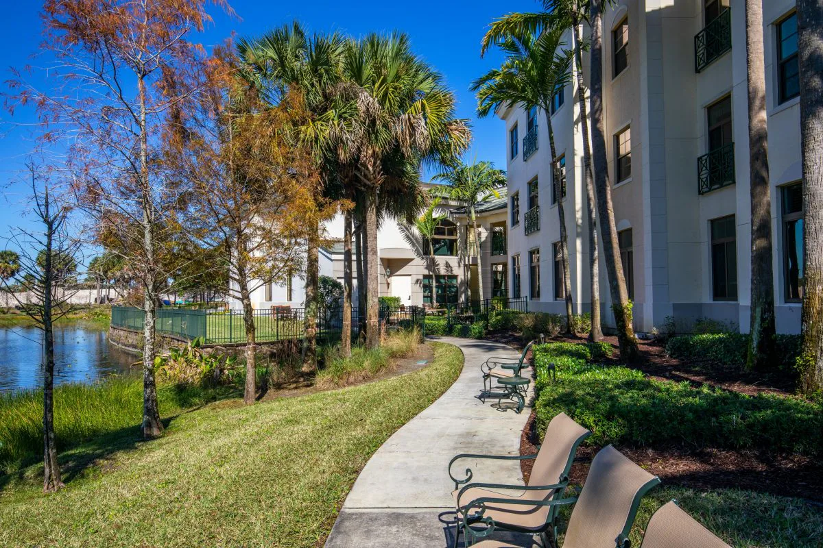 Luxe Senior Living at Wellington photo 5