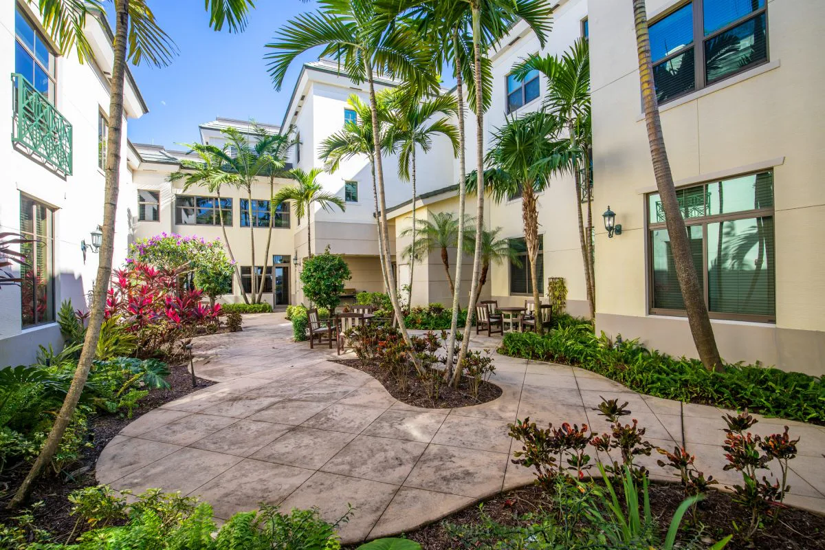 Luxe Senior Living at Wellington photo 8