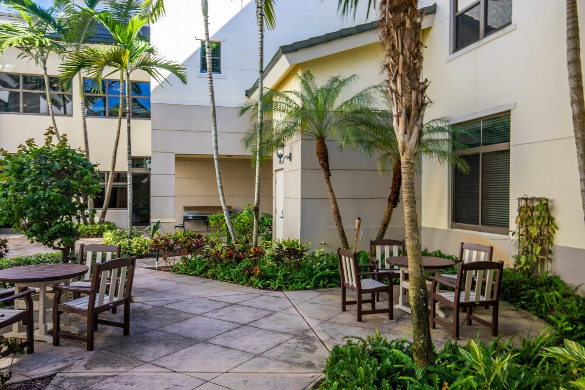 Luxe Senior Living at Wellington photo 9