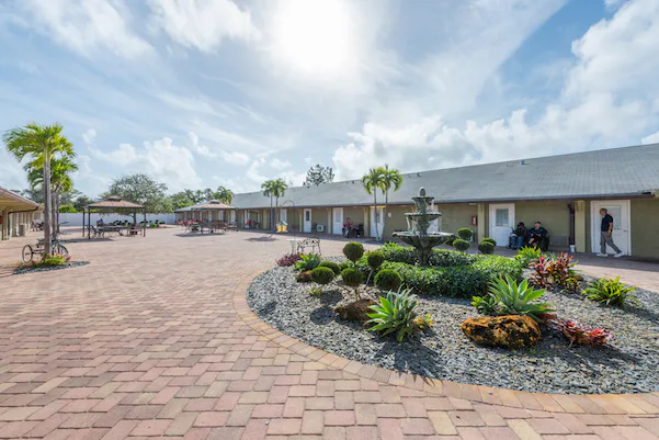 Oasis At Boynton Beach photo 1