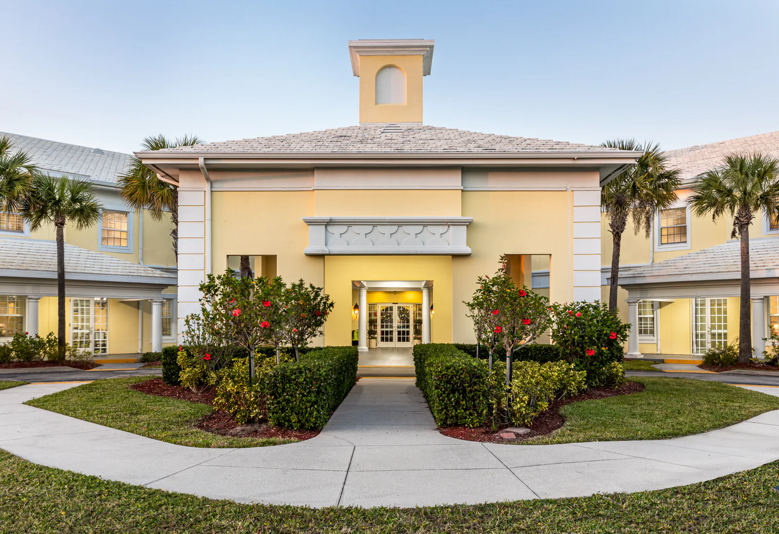 The Barclay At Vero Beach- Assisted Living photo 3