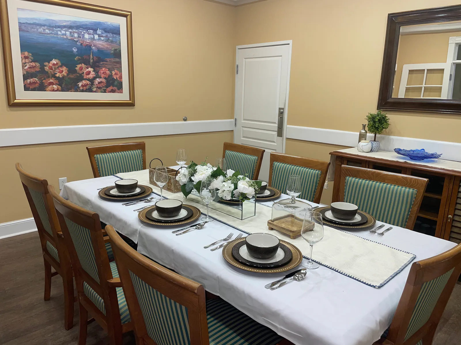 The Lynmoore At Lawnwood Assisted Living And Memory Care photo 5