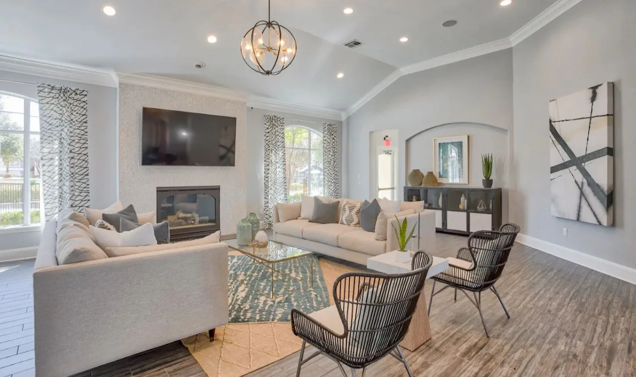 The Pointe At Deerfield photo 3