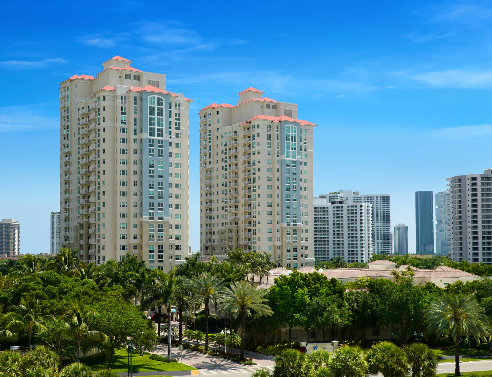 Vi At Aventura photo 2