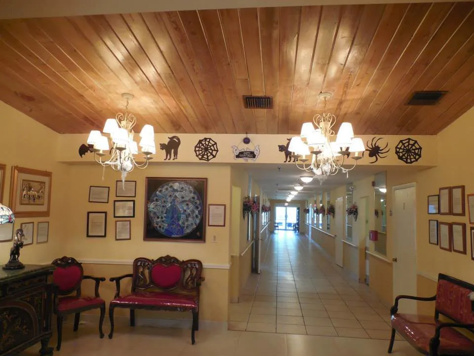 Victoria Villa Assisted Living photo 6
