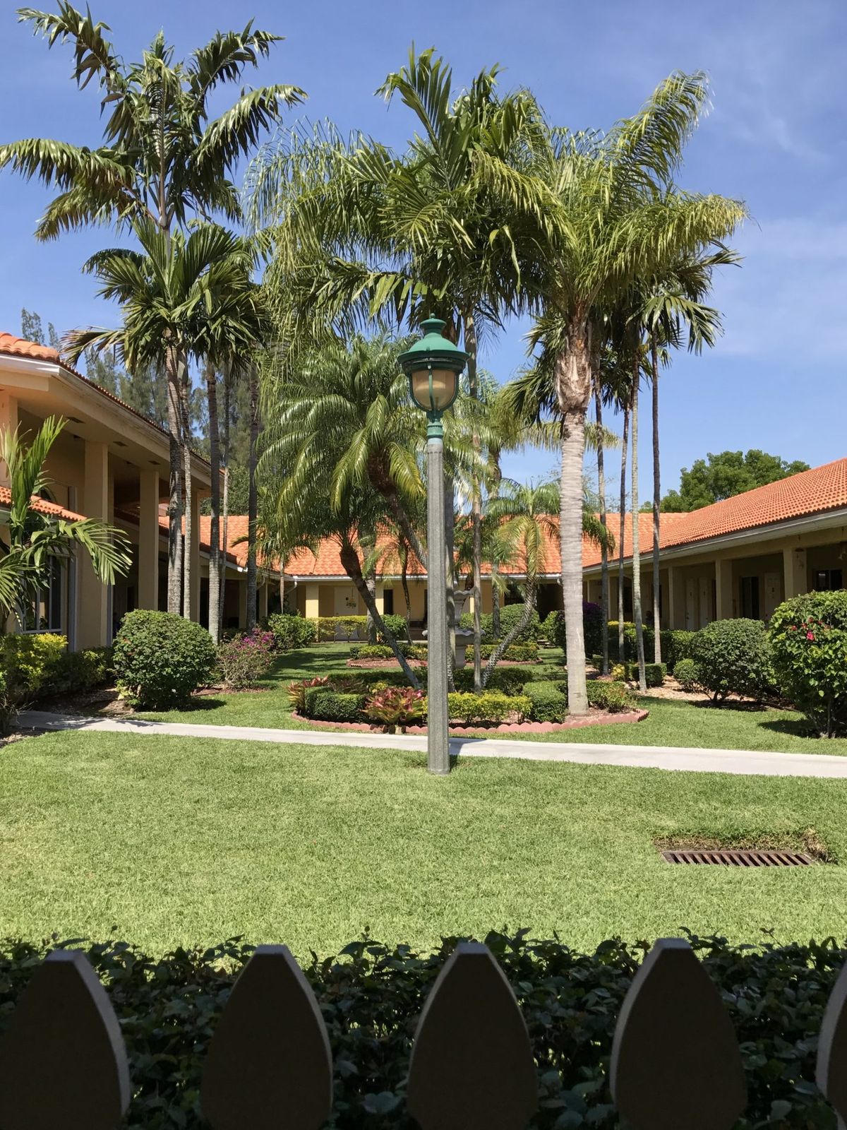 Active Senior Living Residence photo 9