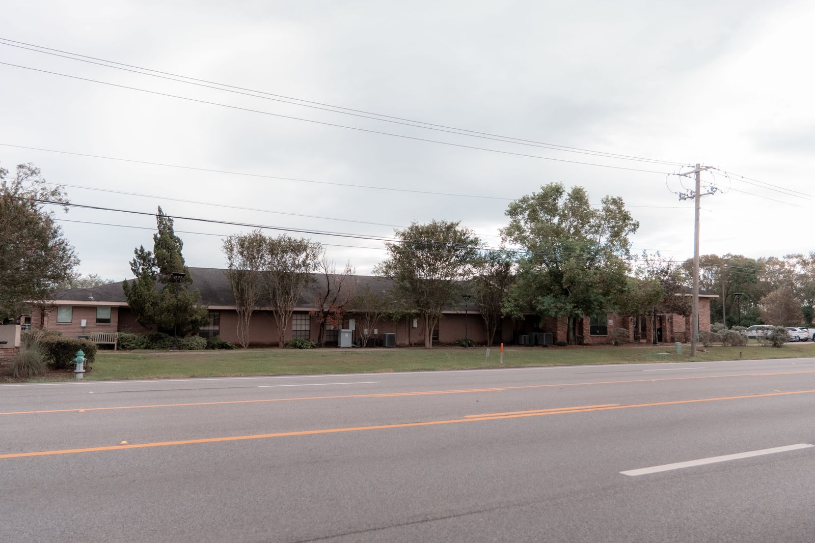 COUNTRY VILLAGE CARE SENIOR LIVING