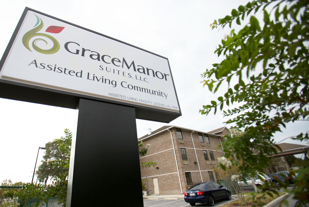 Grace Manor Suites photo 13