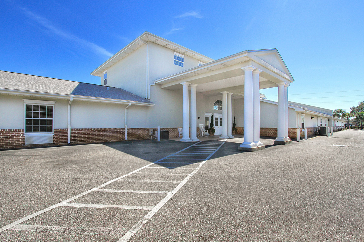 Gulf Breeze Courtyard photo 11