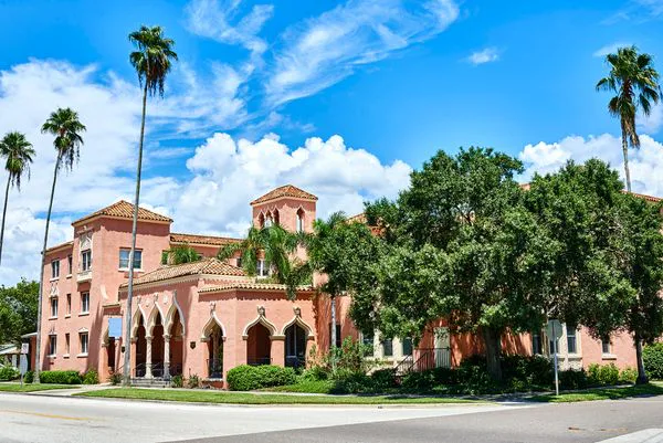 Hudson Manor Assisted Living photo 1
