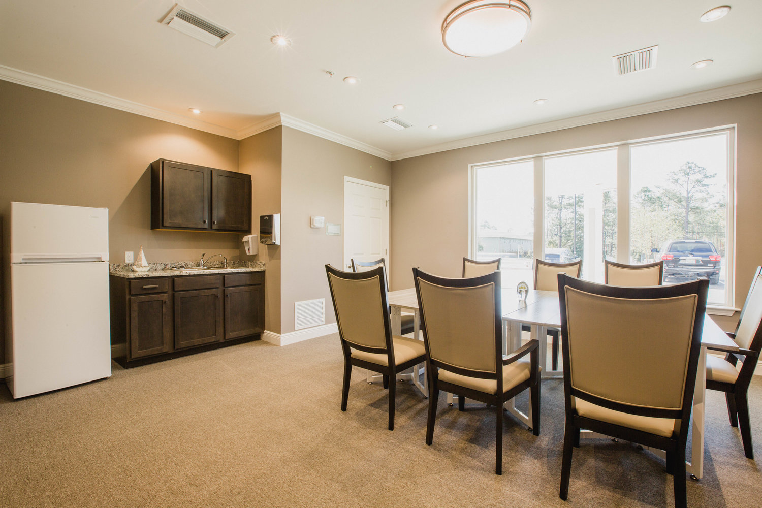 Navarre Gardens Assisted Living Facility photo 12