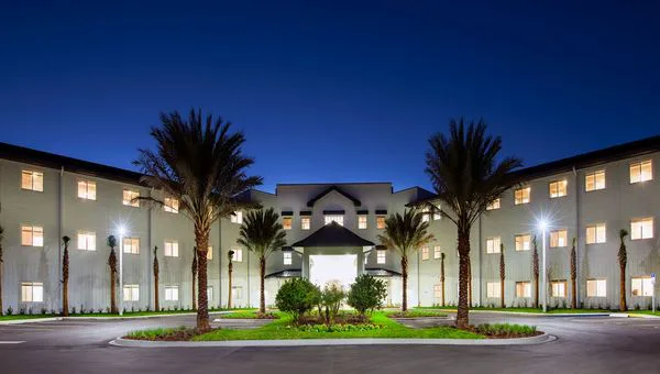 Paradise Pointe