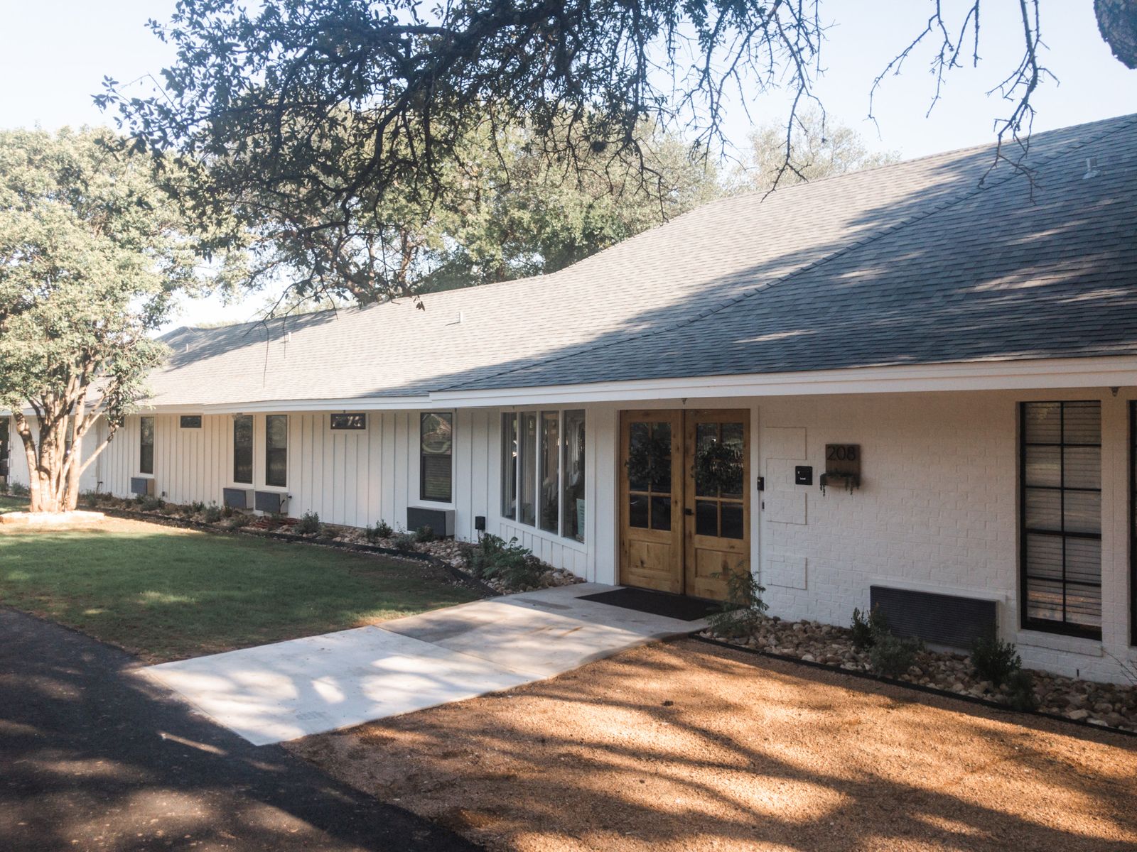 PLATINUM RESORT ASSISTED LIVING AND MEMORY CARE