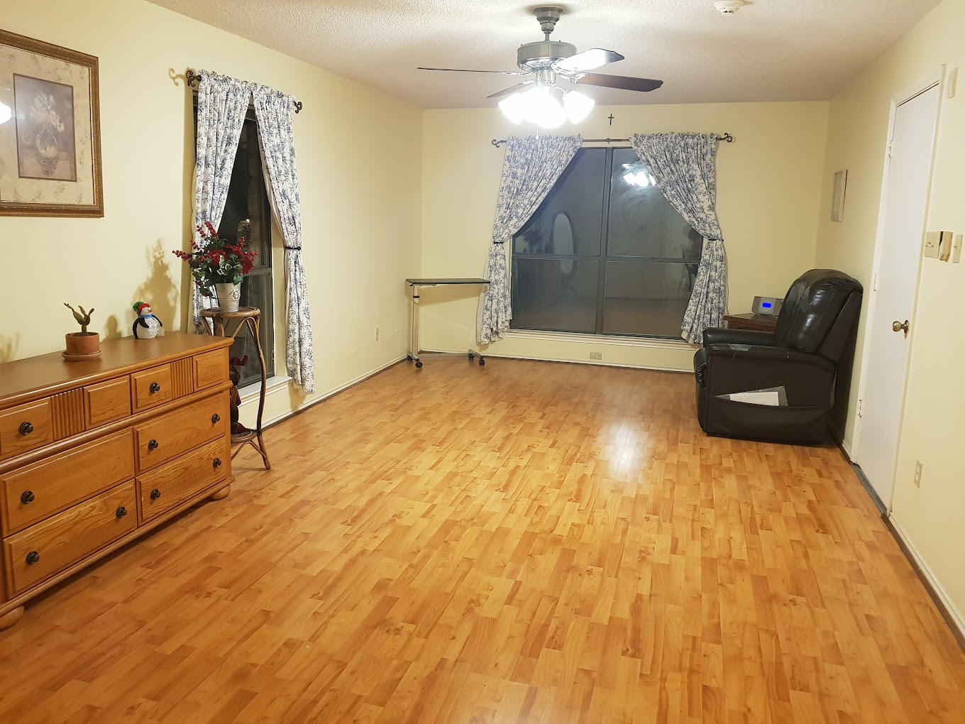 Shady Hollow Assisted Living photo 15