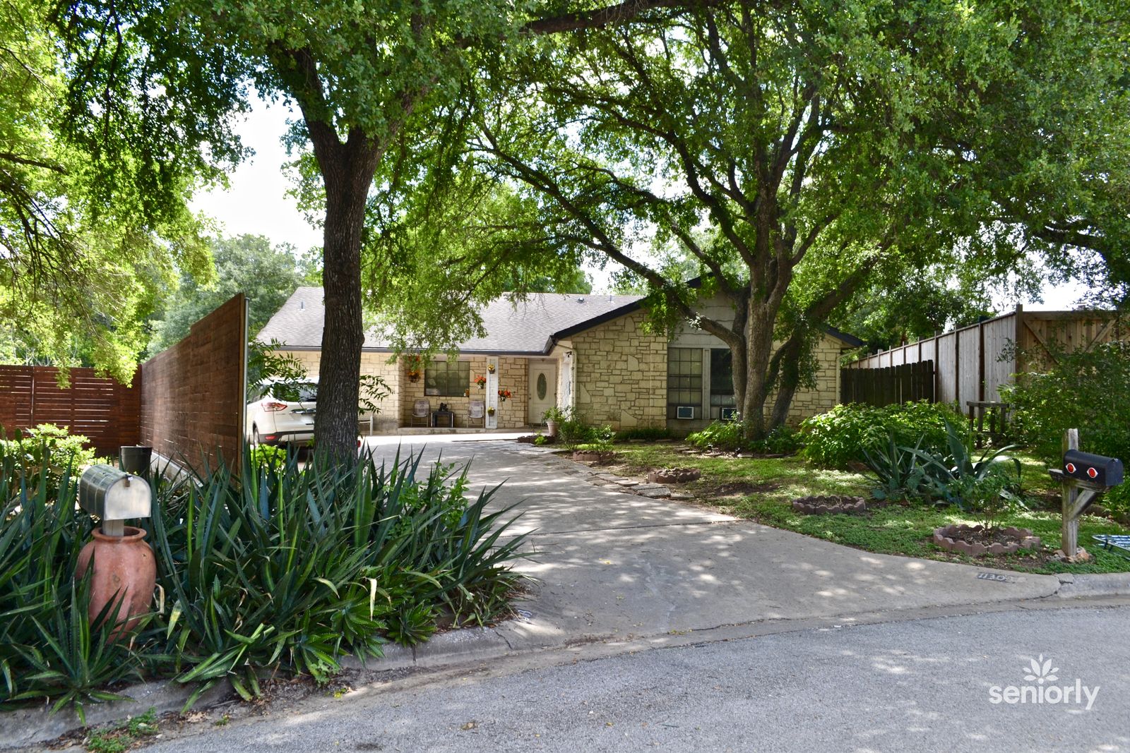 Shady Hollow Ii Assisted Living photo 6