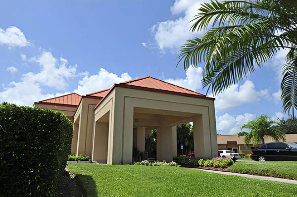 Solaris Senior Living North Naples photo 1